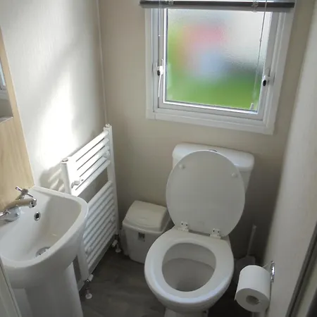Kings: Malton:- 6 Berth, Central Heated, Enclosed Veranda Chapel Saint Leonards Exterior photo