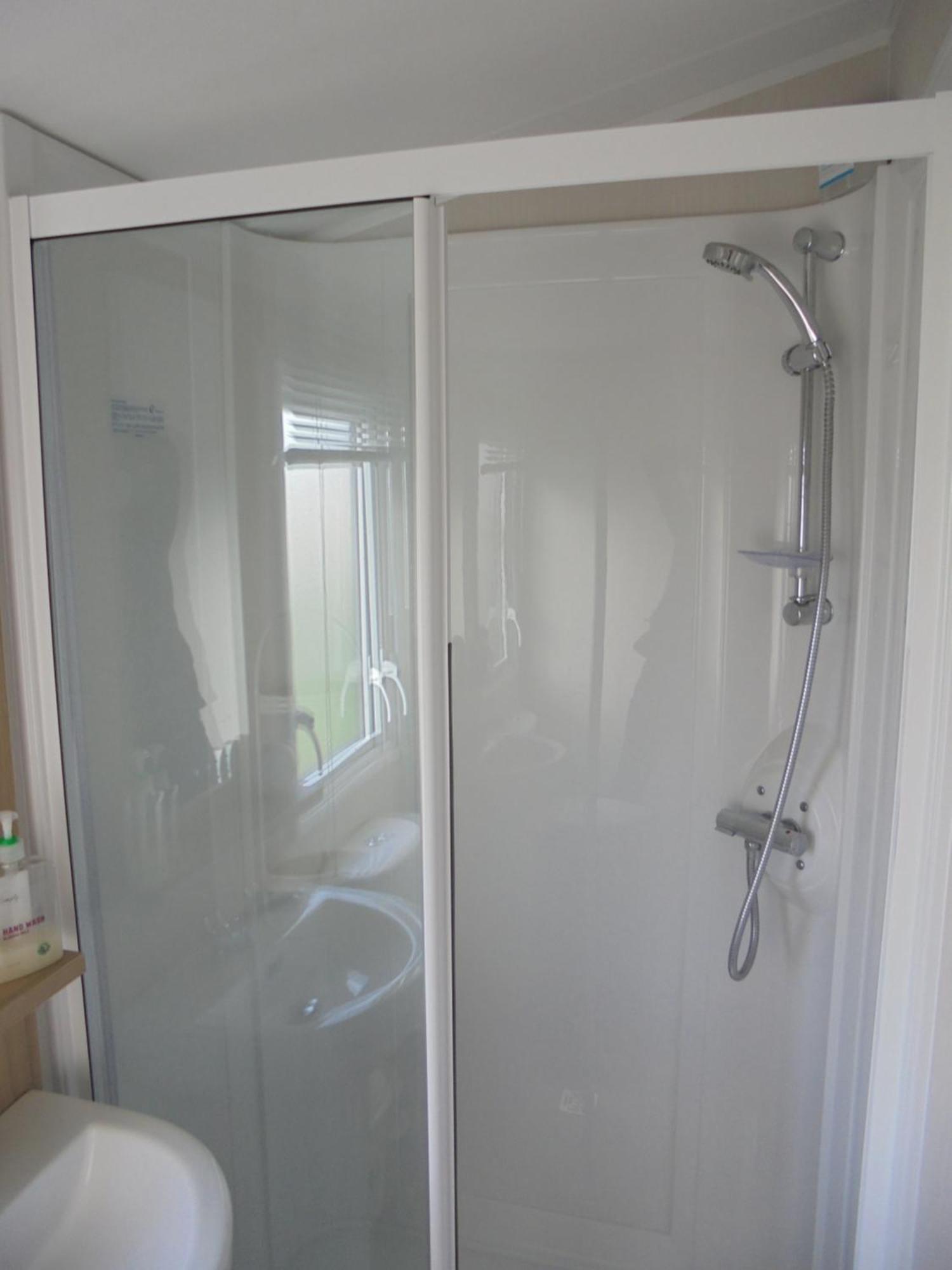 Holiday home Kings: Malton:- 6 Berth, Heated, Enclosed Veranda *